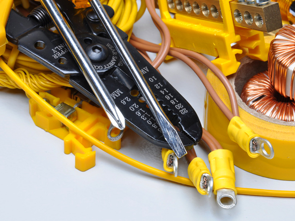 Noleggi e servizi strumentazioni elettriche bologna